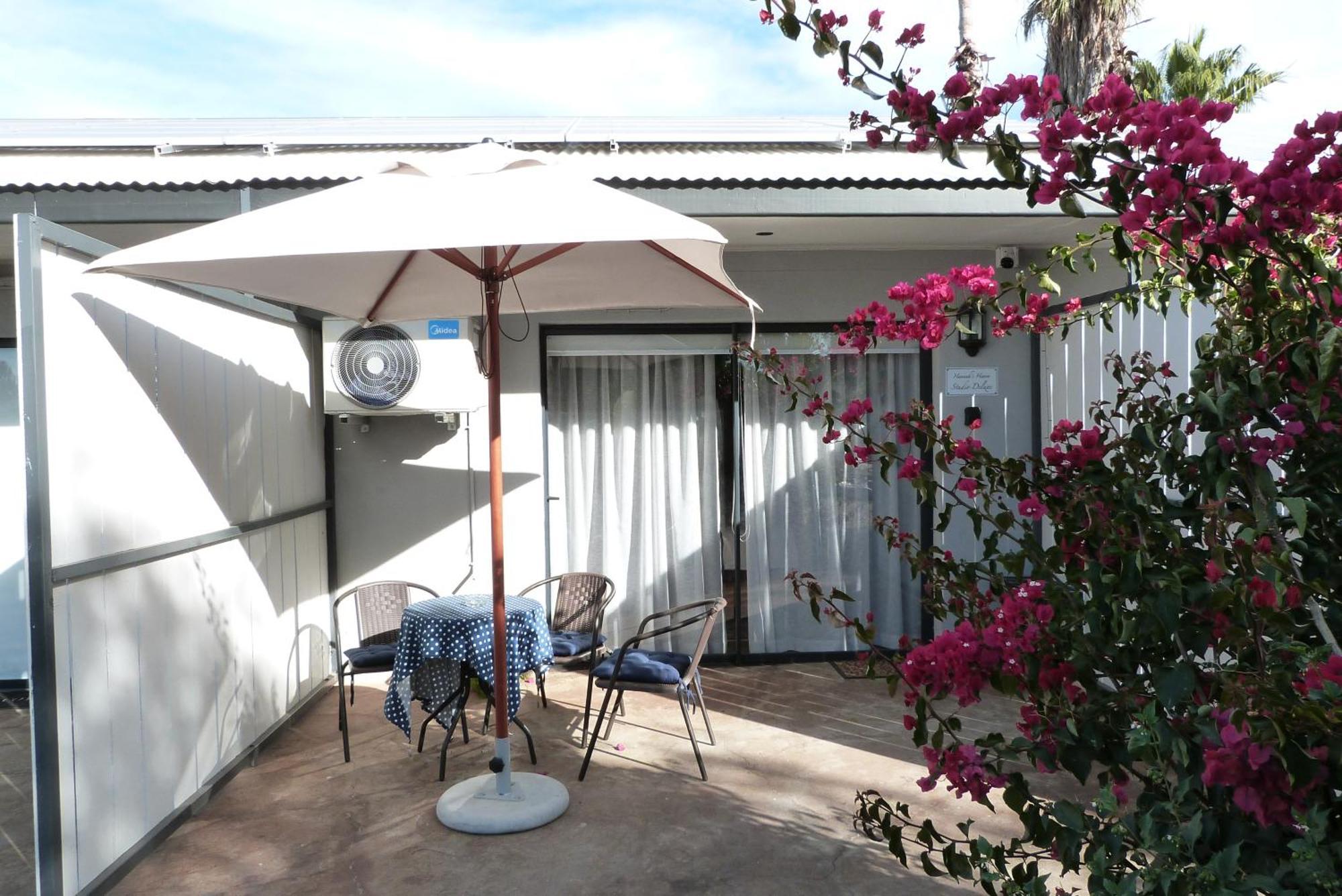 Hannah'S Haven Studio Deluxe - No Loadshedding Appartement Beaufort Wes Buitenkant foto