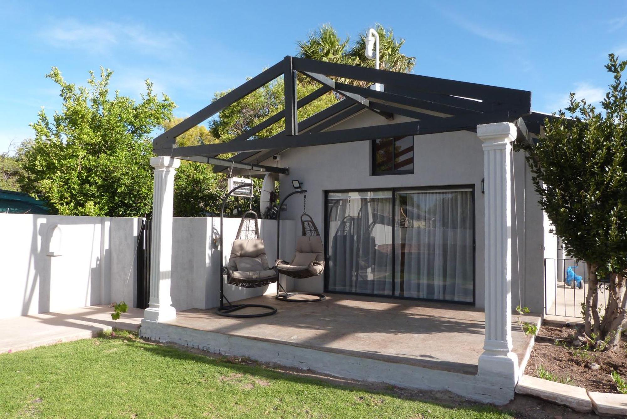 Hannah'S Haven Studio Deluxe - No Loadshedding Appartement Beaufort Wes Buitenkant foto
