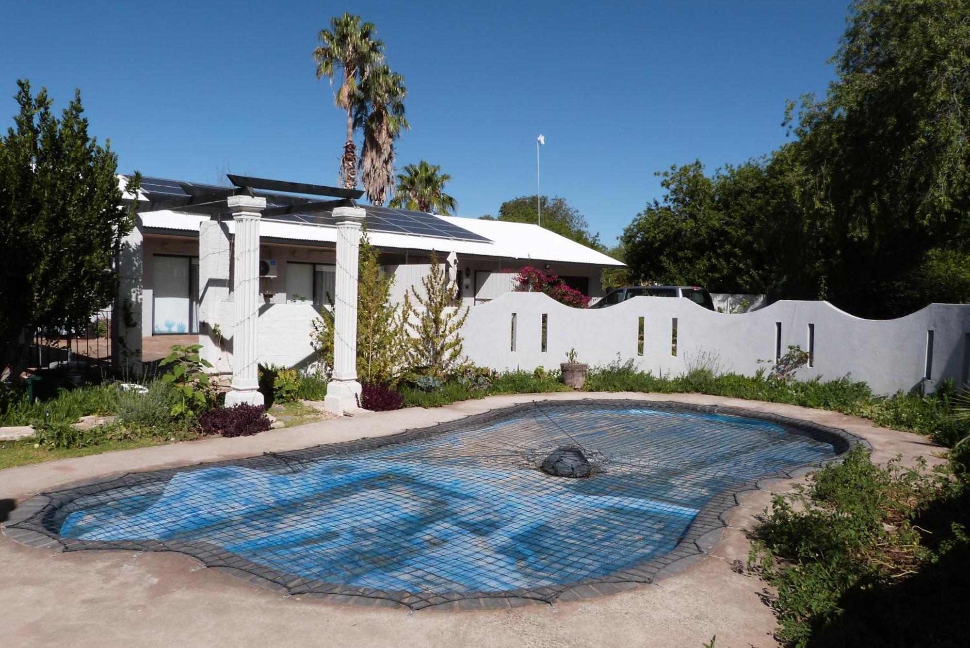 Hannah'S Haven Studio Deluxe - No Loadshedding Appartement Beaufort Wes Buitenkant foto